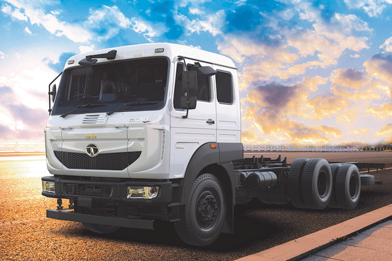 TATA Motors launched India’s first 3-axle rigid truck