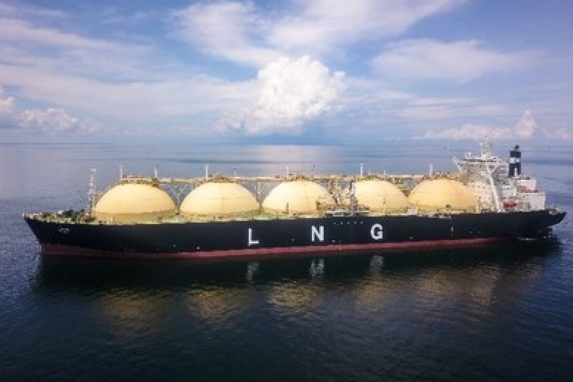 Swan Energy and AG&P partner for LNG operations